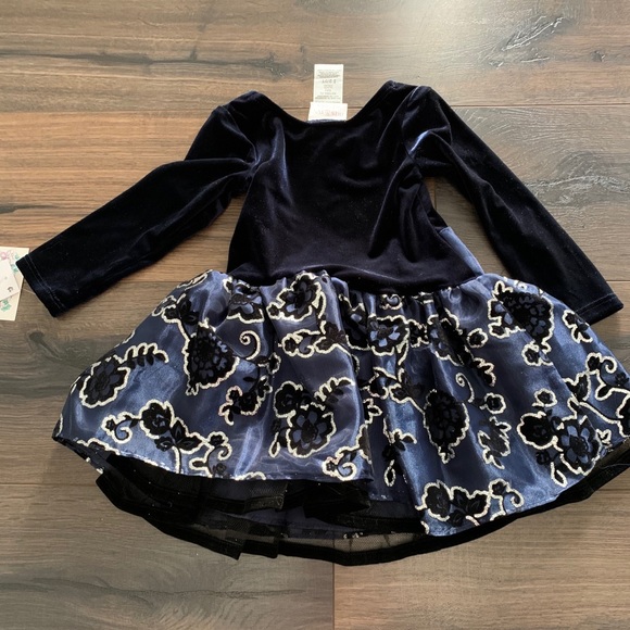 NWT 2T Dress - Party Dress - Picture 3 of 6